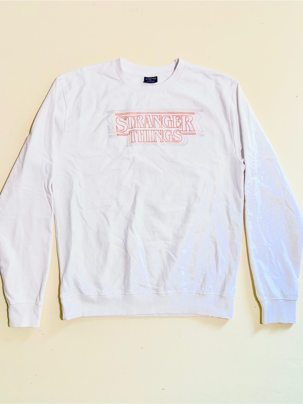 BioWorld Stranger Things White Graphic Crewneck Sweatshirt Size L Retro TV Show